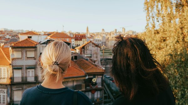 Explorez les 5 Applications Essentielles à Connaître pour les Amateurs de Croisières Fluviales